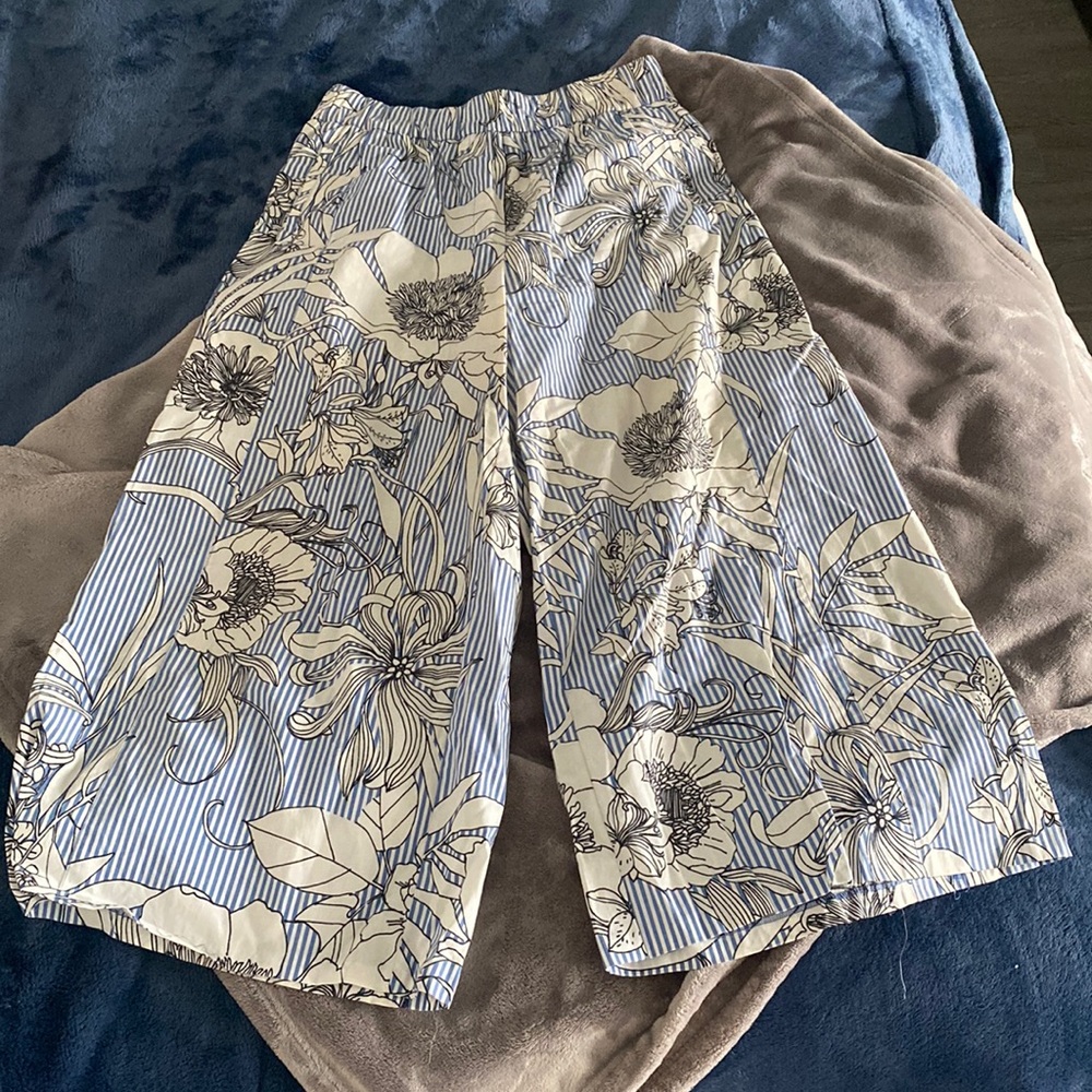 High Waisted pants!